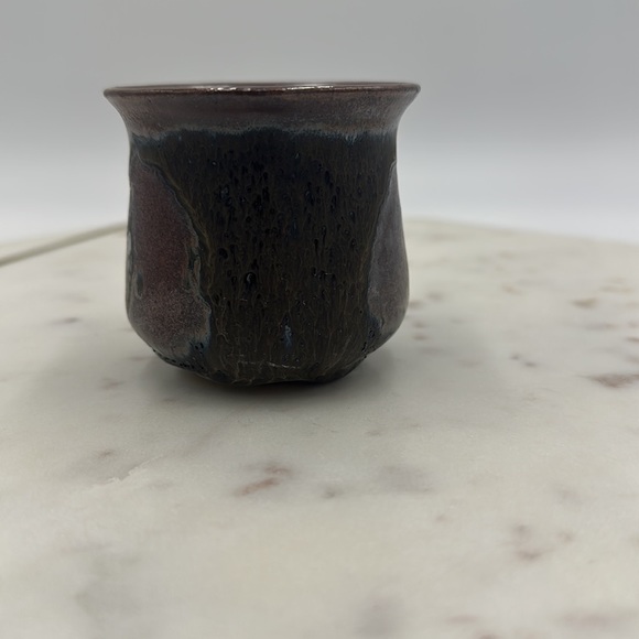 Signed Bonnie Staffel Iridescent Glaze Pottery Clay Cup - Picture 7 of 16